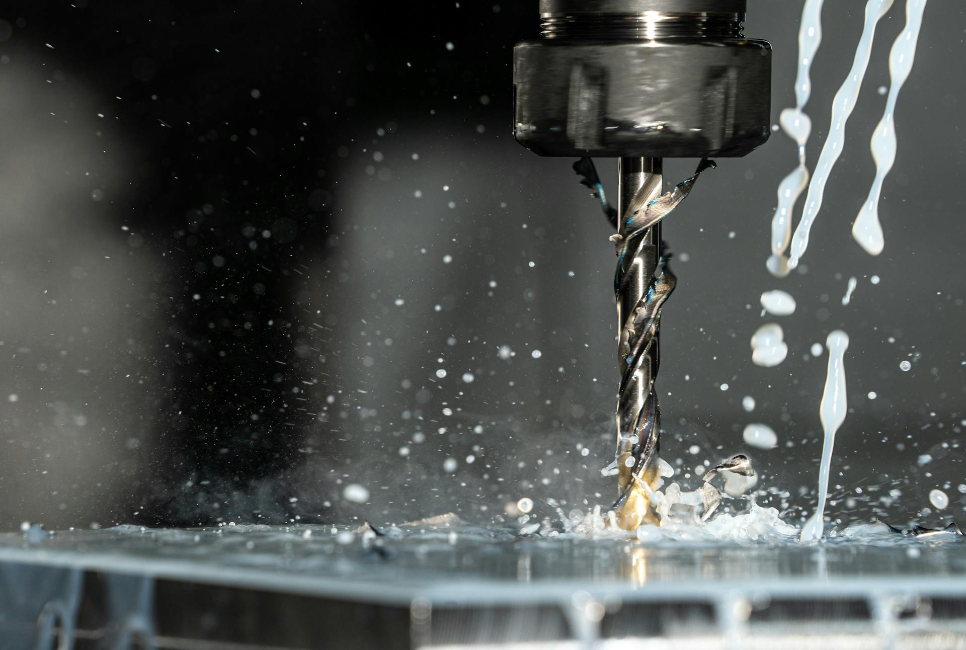 3-Achs vs. 5-Achs CNC: Der komplette Systemvergleich