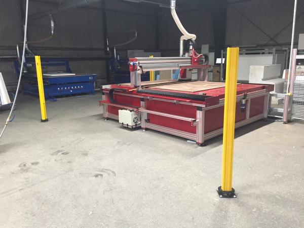 Portalfräse zur Kunststoff und Holzbearbeitung