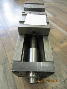 Arno Kesel Präzisionsschraubstock rundum geschliffen