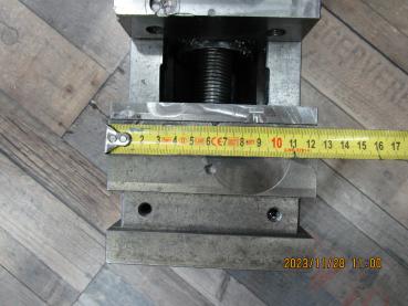 Arno Kesel Präzisionsschraubstock rundum geschliffen