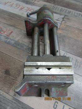 Bohrmaschinenschraubstock Kipp KK4