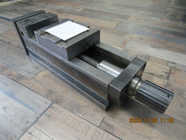 Arno Kesel Präzisionsschraubstock rundum geschliffen